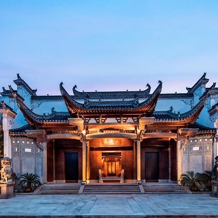 Готель Ahn Luh Zhu Jia Jiao Шанхай Екстер'єр фото