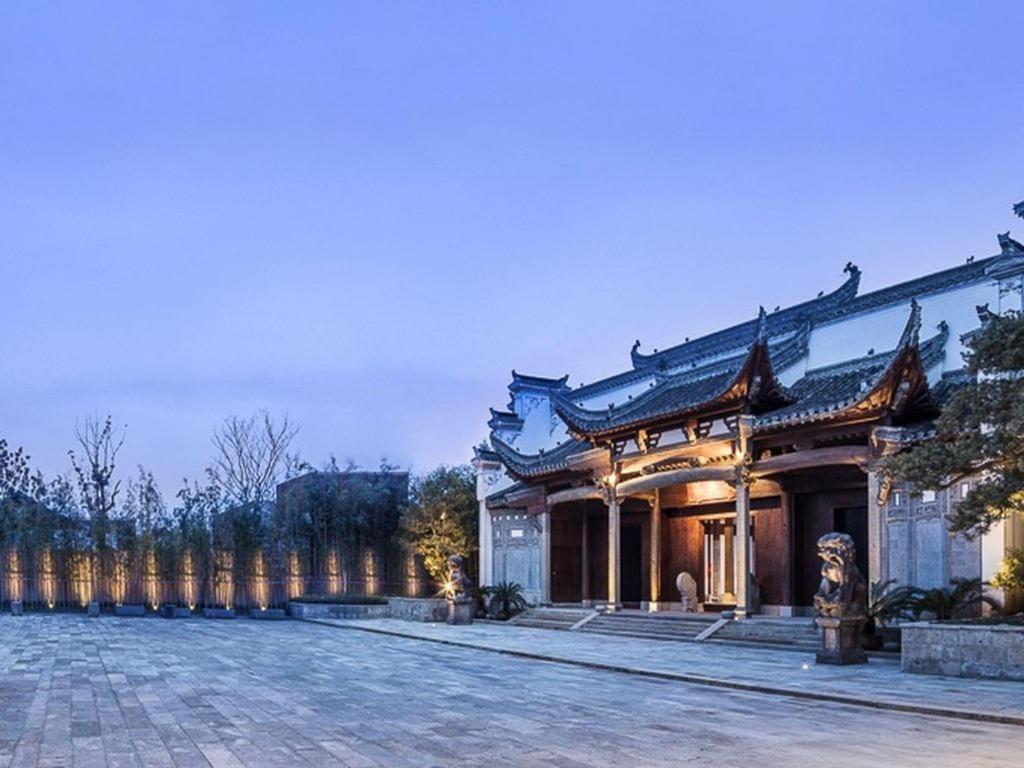Готель Ahn Luh Zhu Jia Jiao Шанхай Екстер'єр фото