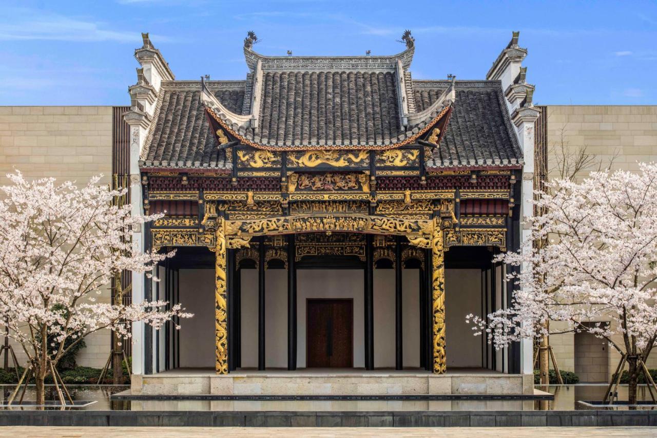 Готель Ahn Luh Zhu Jia Jiao Шанхай Екстер'єр фото